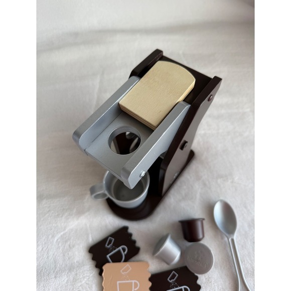 KidsKraft Wooden Keurig Coffee Maker Toy Brown Kitchen Pretend‎ Play - Picture 10 of 12